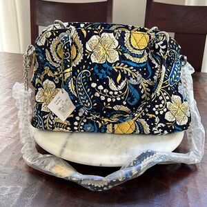 VERA BRADLEY Shoulder Chain Bag in Ellie Blue Bohemian 100% Cotton Quilted